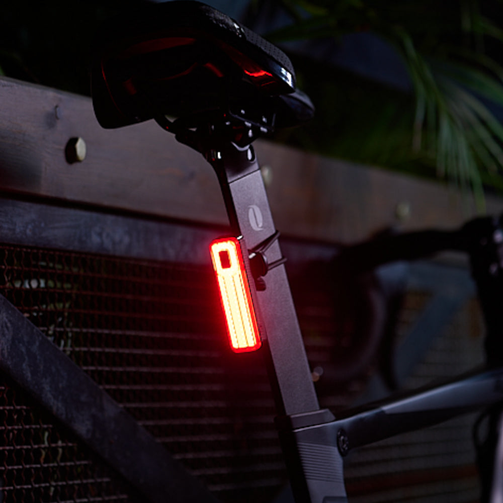 MOON HELIX SENSE 450LM TAIL LIGHT W/BRAKING (85205)